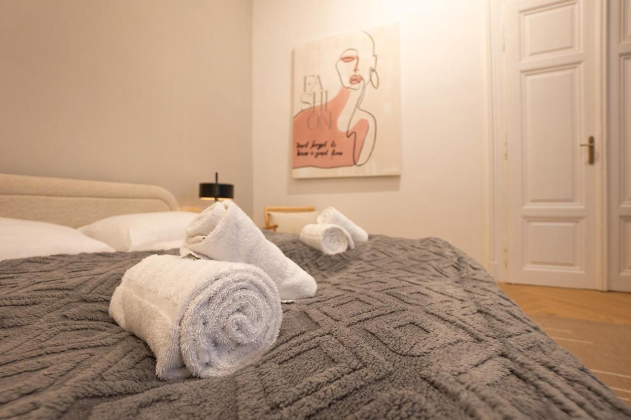 Spacious 110М2 Flat In The City Center Wien Eksteriør bilde