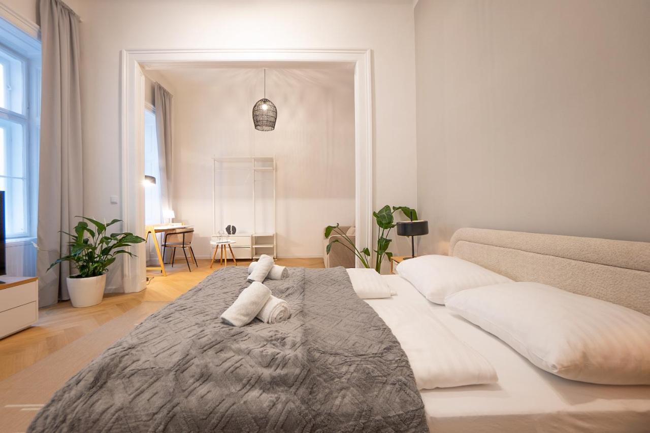 Spacious 110М2 Flat In The City Center Wien Eksteriør bilde