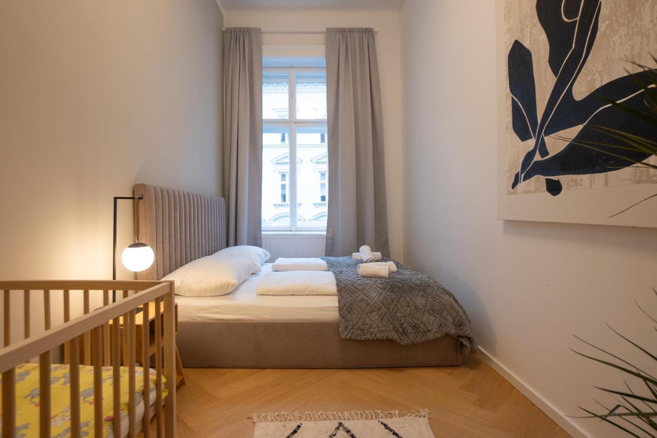 Spacious 110М2 Flat In The City Center Wien Eksteriør bilde