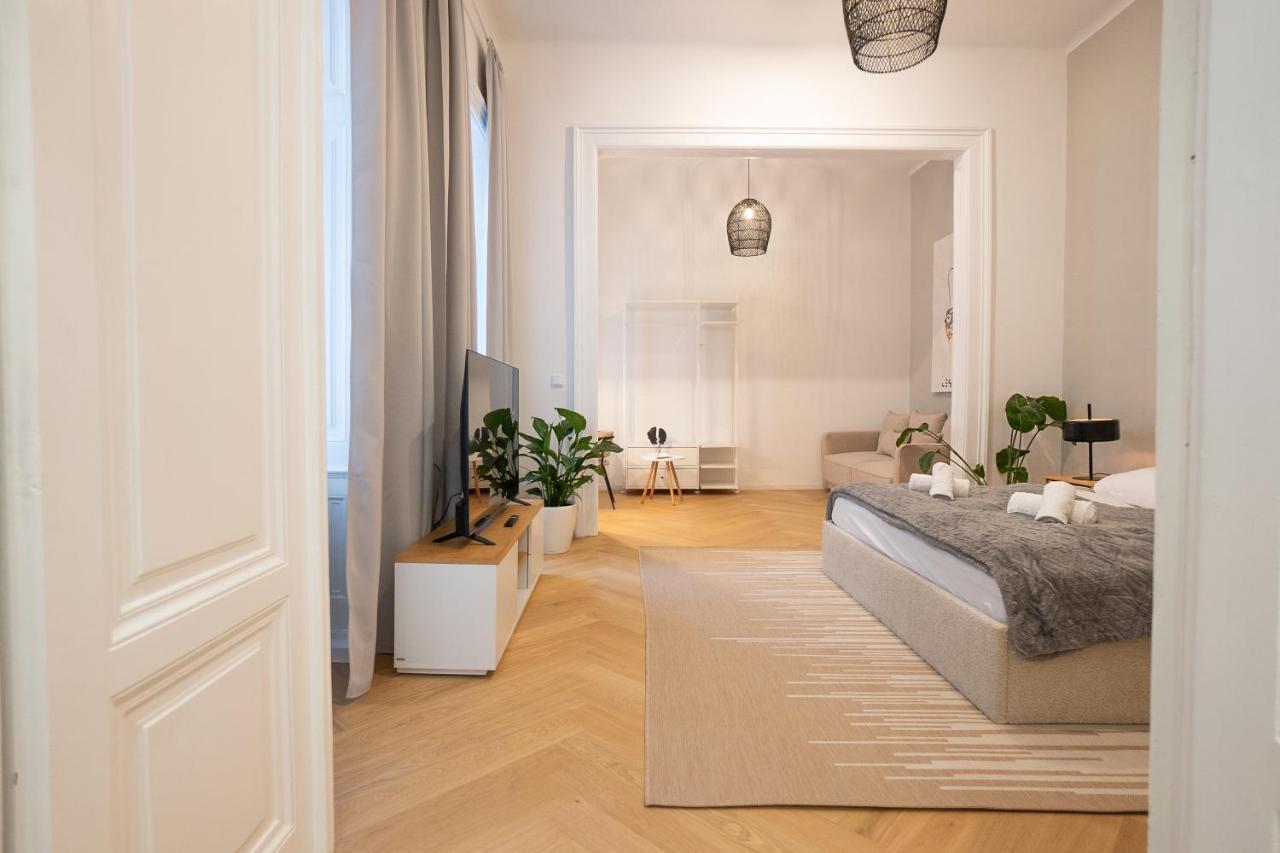 Spacious 110М2 Flat In The City Center Wien Eksteriør bilde