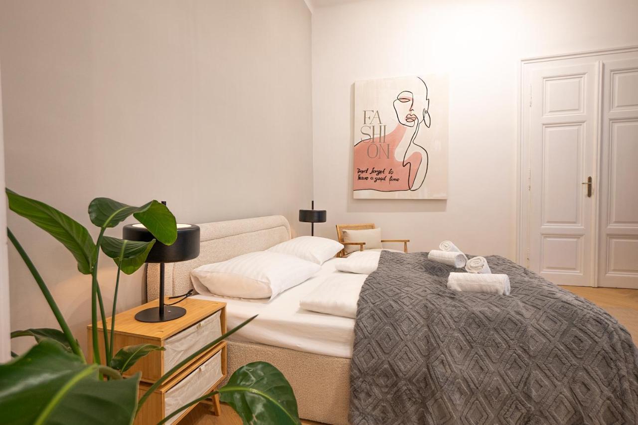 Spacious 110М2 Flat In The City Center Wien Eksteriør bilde