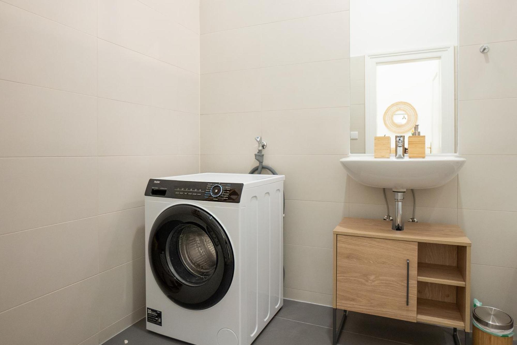 Spacious 110М2 Flat In The City Center Wien Eksteriør bilde